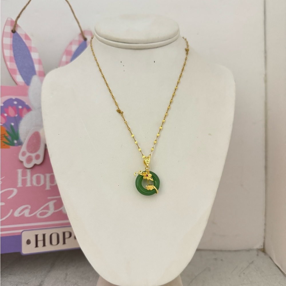 COPY - DENKAYS STATEMENT NECKLACE